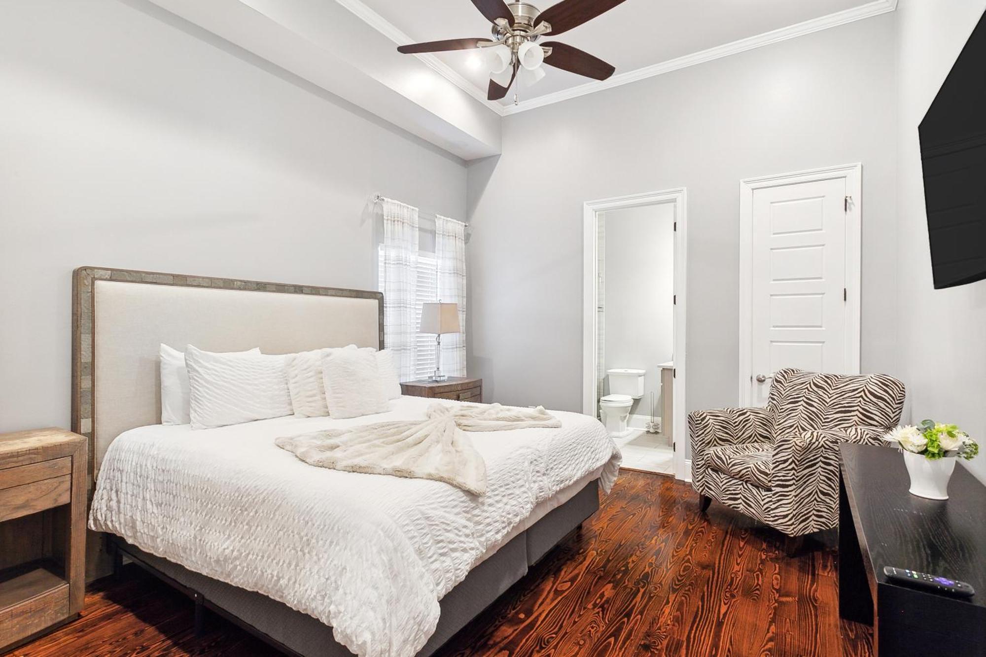 Amazing 3Bedroom Townhome, In Historic Dryade City New Orleans Dış mekan fotoğraf
